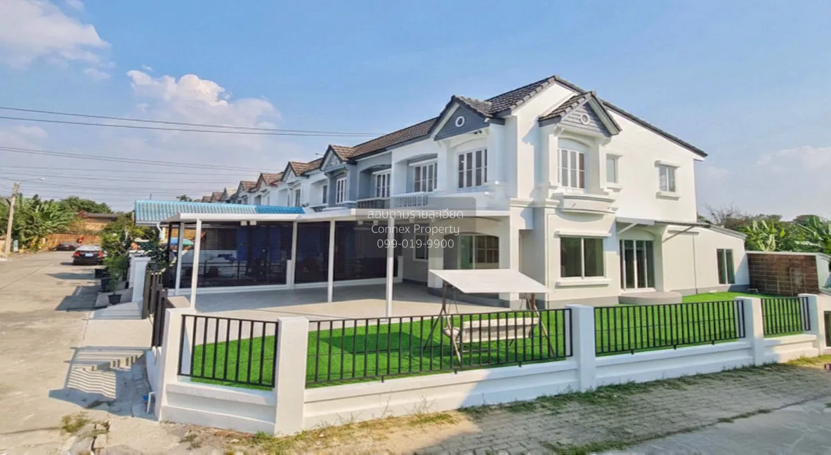 For Sale Townhouse/Townhome  , Budsarin Wongwaen-Rattanathibet ,  3