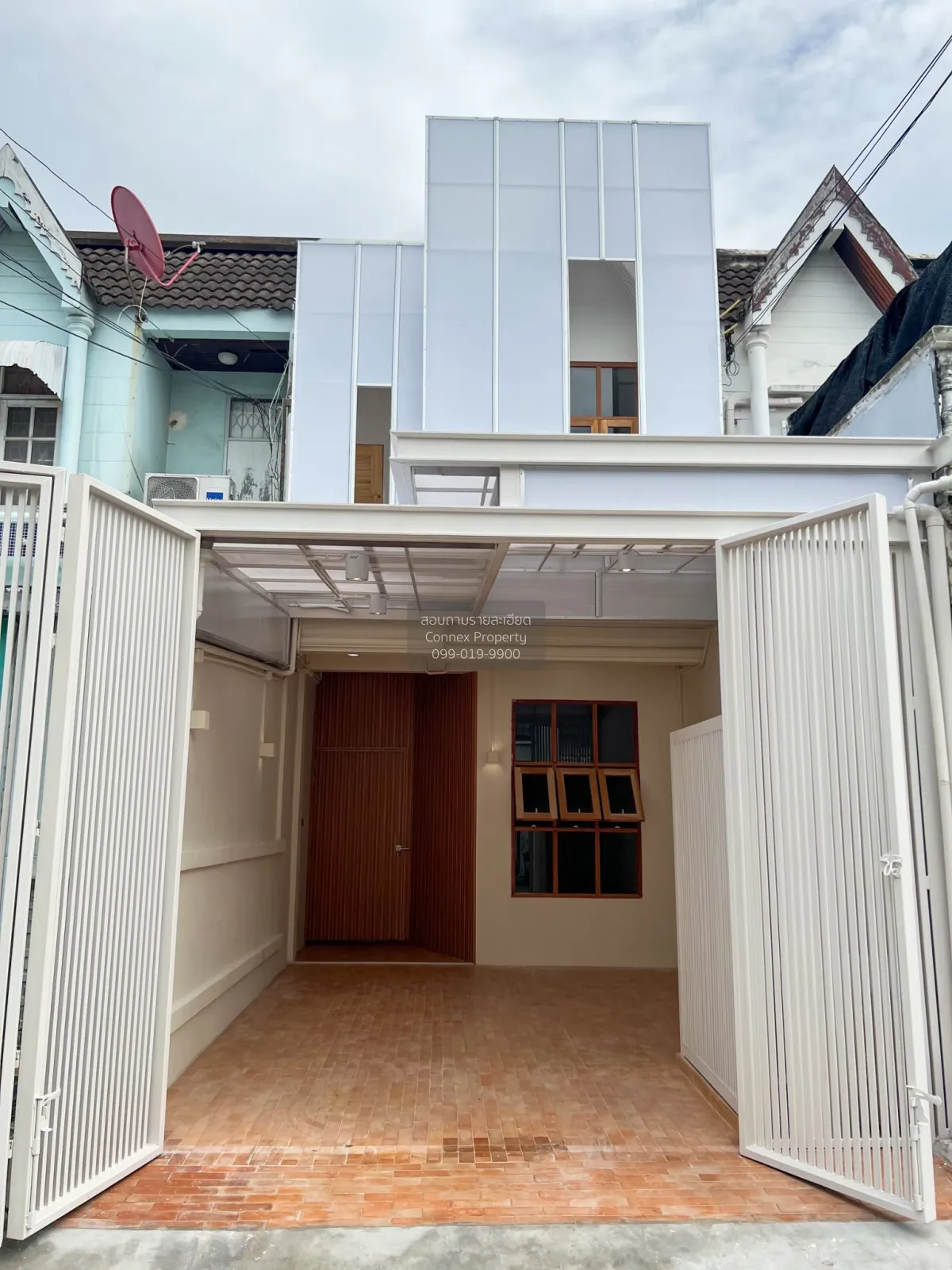 ขายทาวน์เฮ้าส์/ทาวน์โฮม  บ้าน อยู่เจริญ ลาดพร้าว 101 รีโนเวทใหม่  1