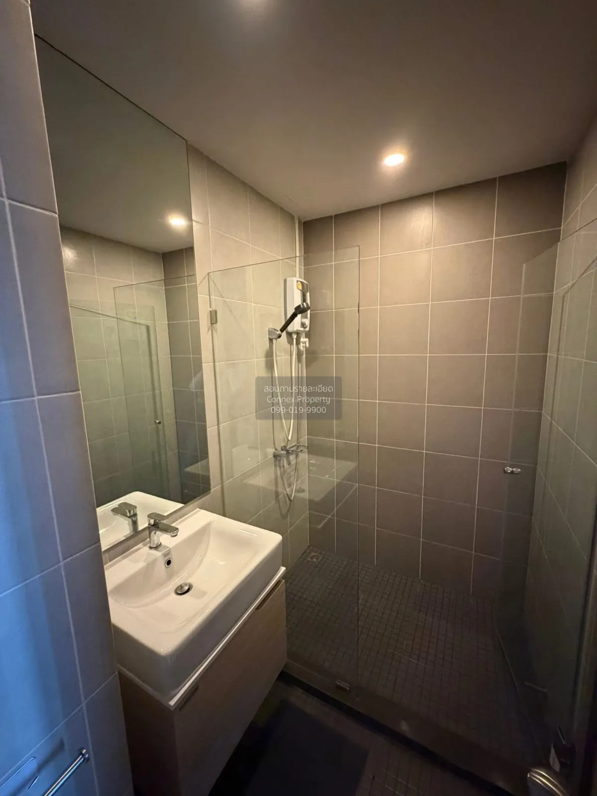 For Rent Condo , Ideo O2 , high floor , BTS-Bang Na , Bang Na , B