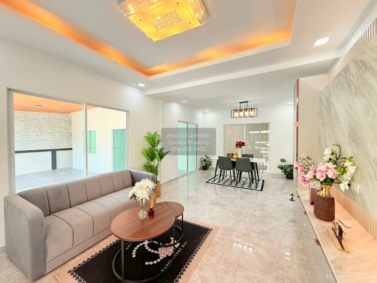 For Sale House , Perfect Park Kheha Romklao 64 , wide frontage , 