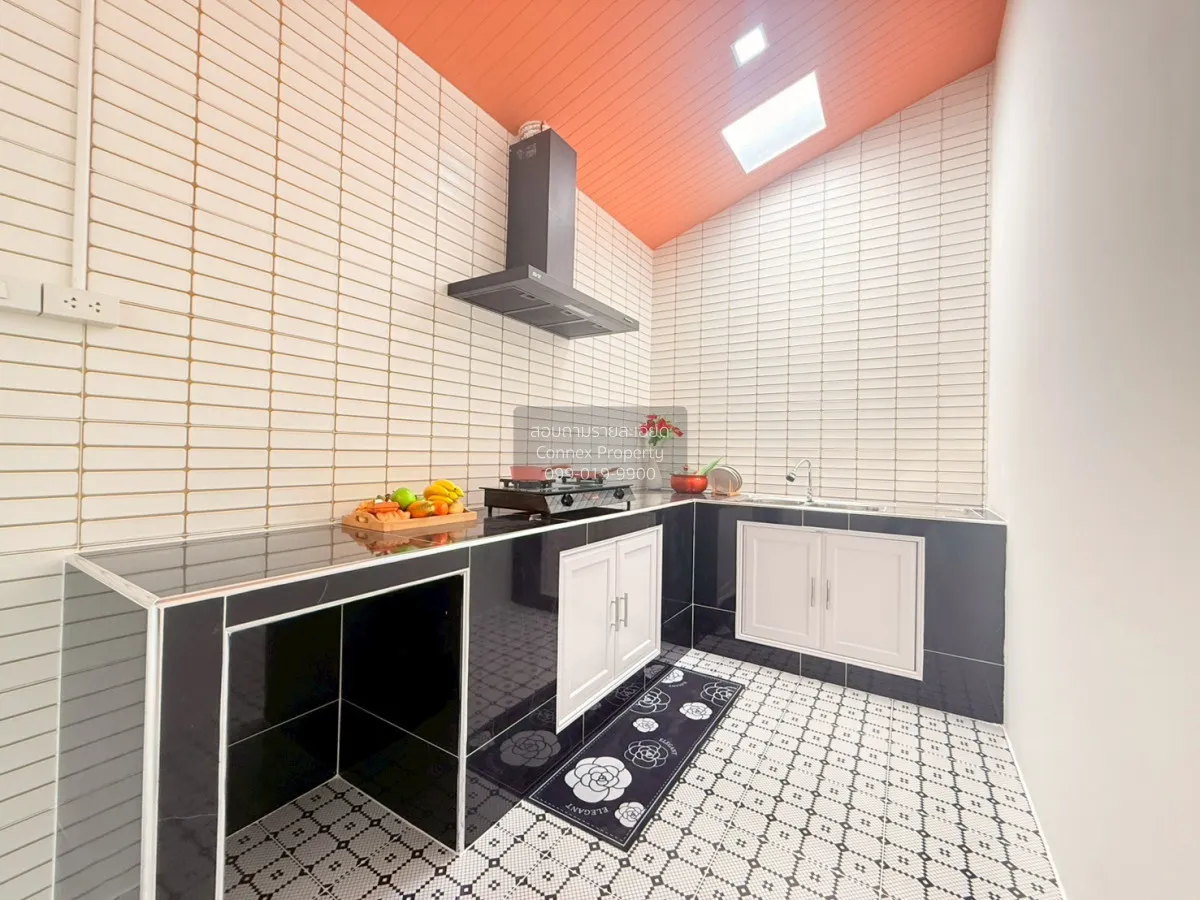 For Sale House , Perfect Park Kheha Romklao 64 , wide frontage , 