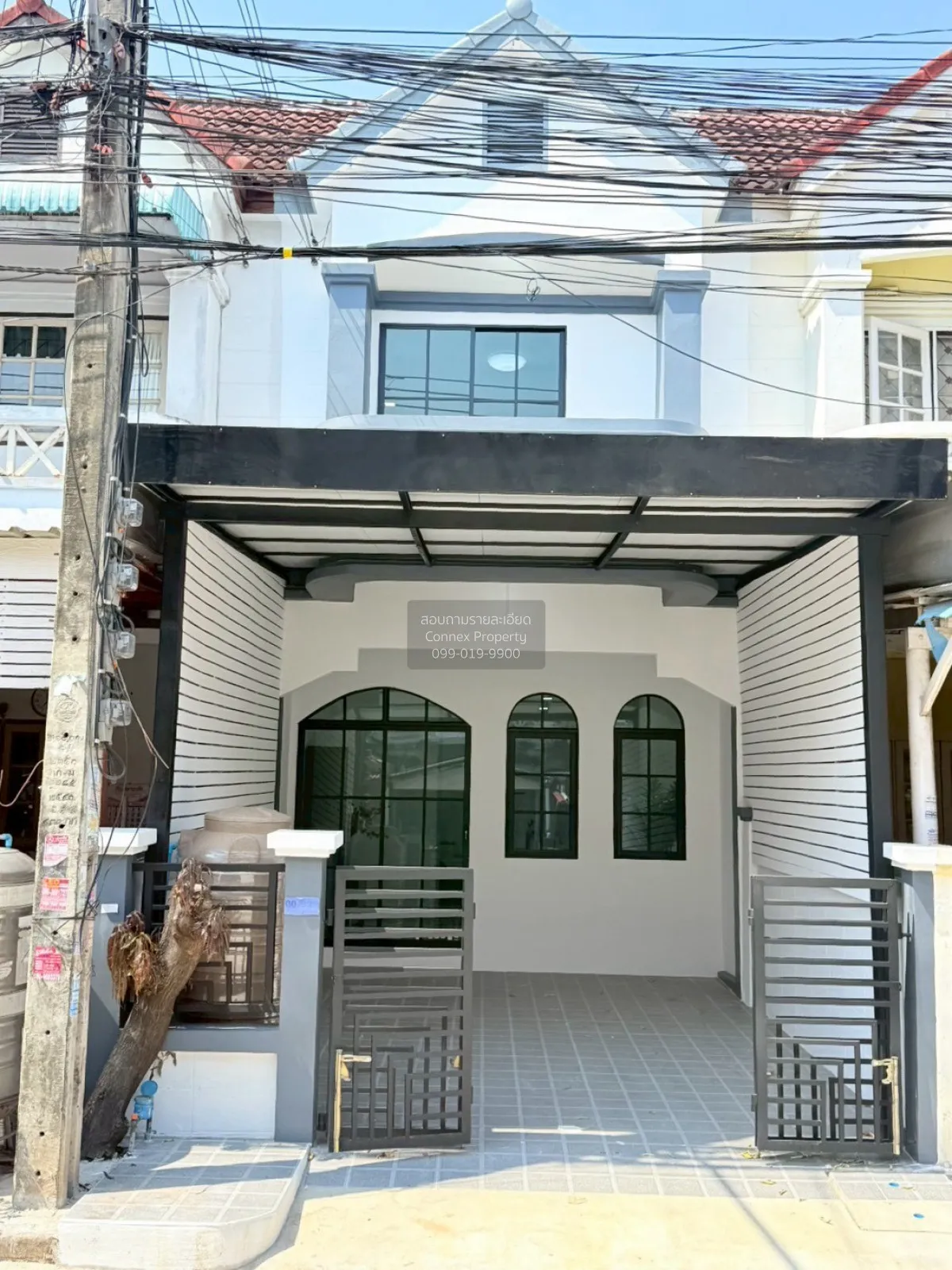 For Sale Townhouse/Townhome  , Baan Monchaya 2 , wide frontage ,  1