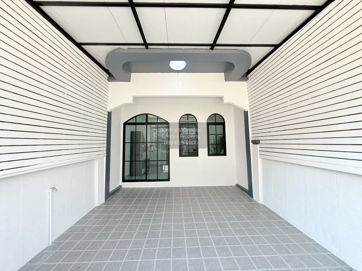 For Sale Townhouse/Townhome  , Baan Monchaya 2 , wide frontage ,  2