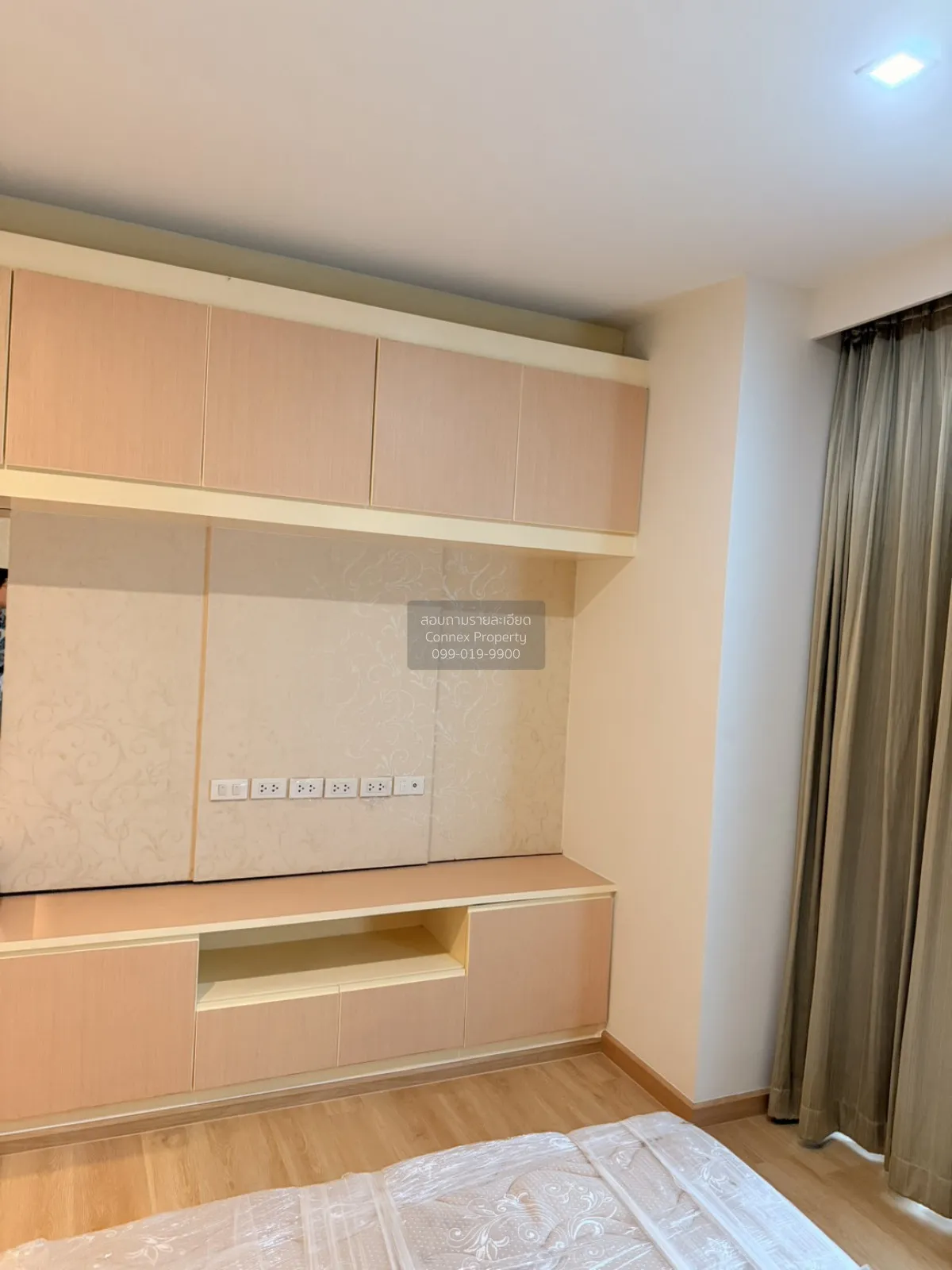 ขายคอนโด  โนเบิล รีเฟลกซ์ ห้องมุม หน้ากว้าง BTS-อารีย์ สามเสนใน เ