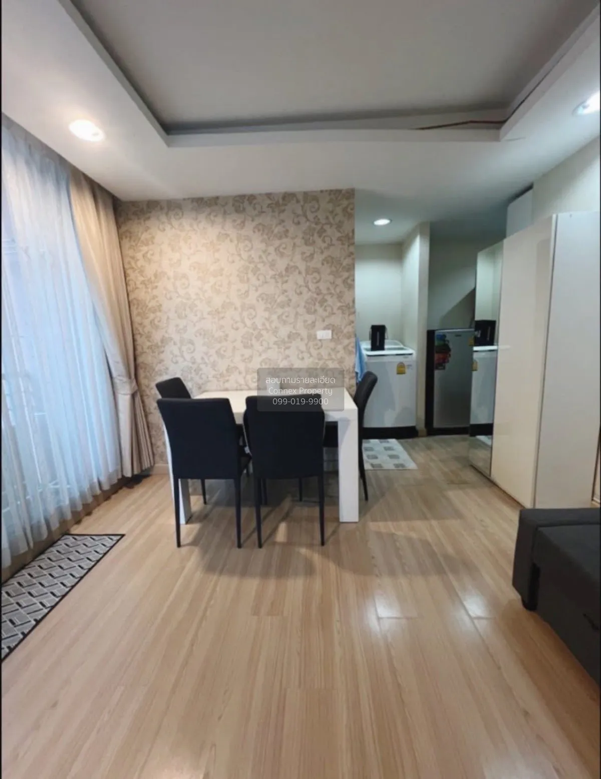 For Sale Condo , The Kris Ratchada 17 , corner unit , MRT-Sutthis