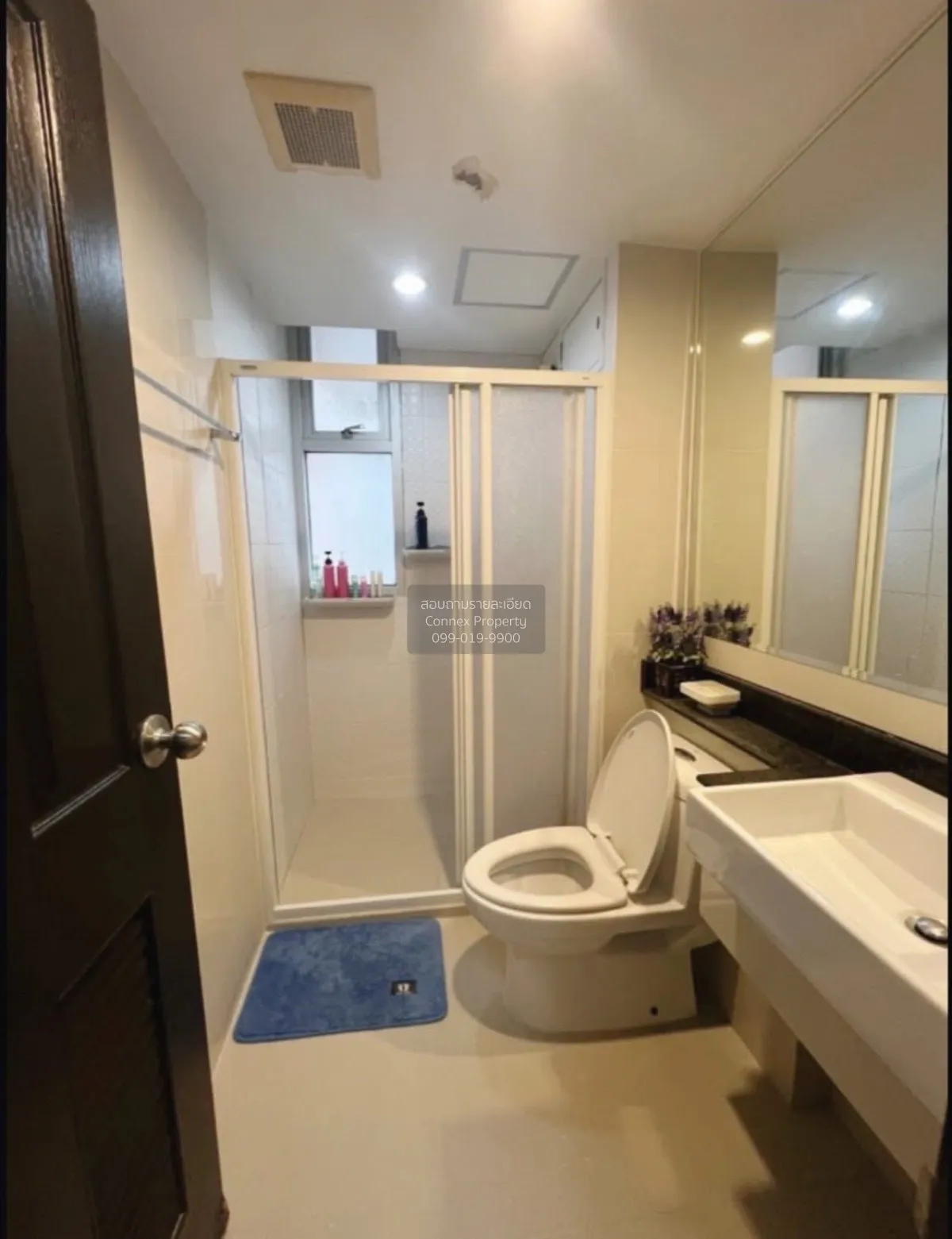 For Sale Condo , The Kris Ratchada 17 , corner unit , MRT-Sutthis