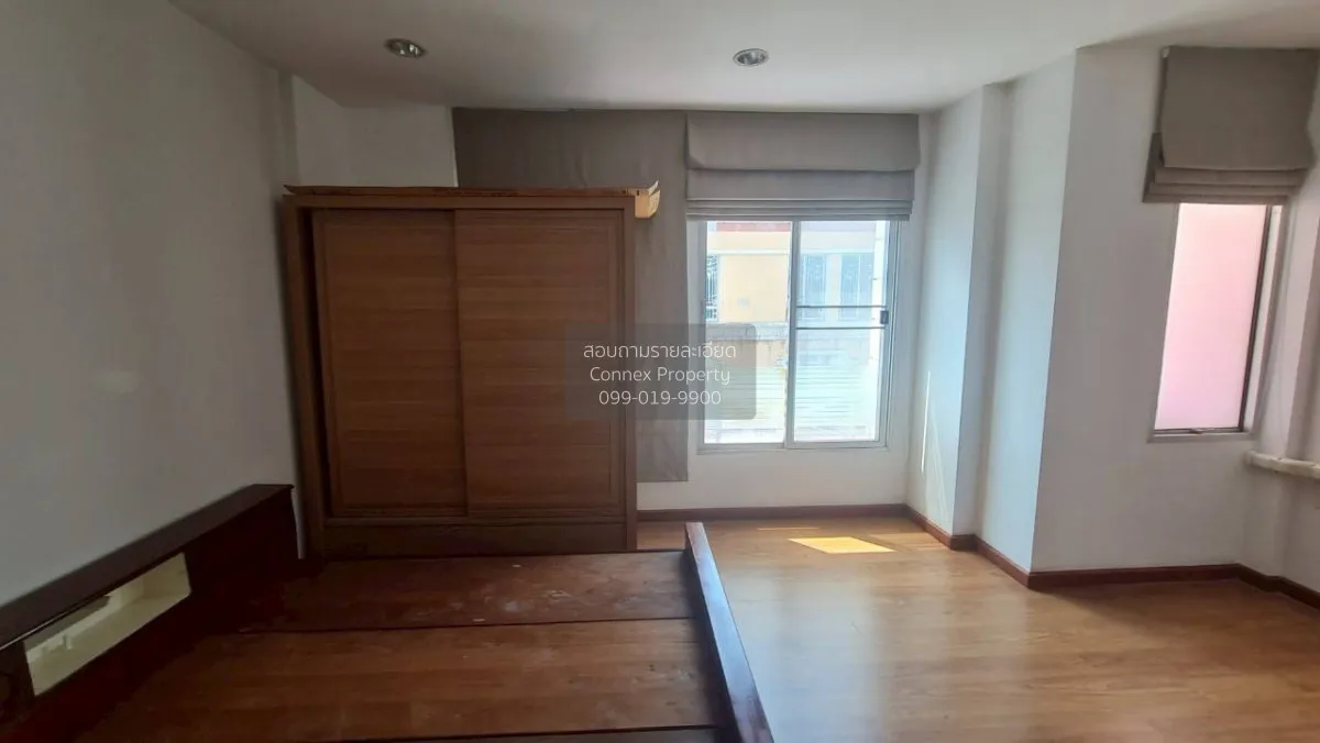 ขายทาวน์เฮ้าส์/ทาวน์โฮม  บ้านกลางเมือง บริติช ทาวน์ ศรีนครินทร์ M