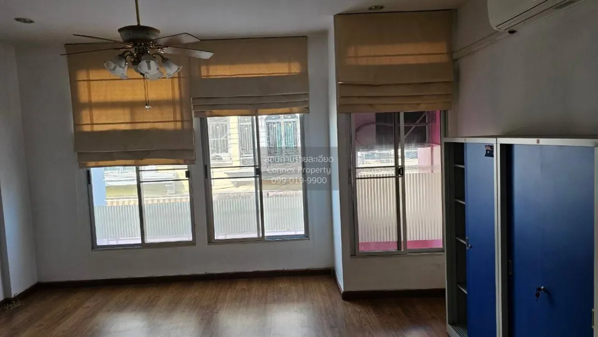 ขายทาวน์เฮ้าส์/ทาวน์โฮม  บ้านกลางเมือง บริติช ทาวน์ ศรีนครินทร์ M