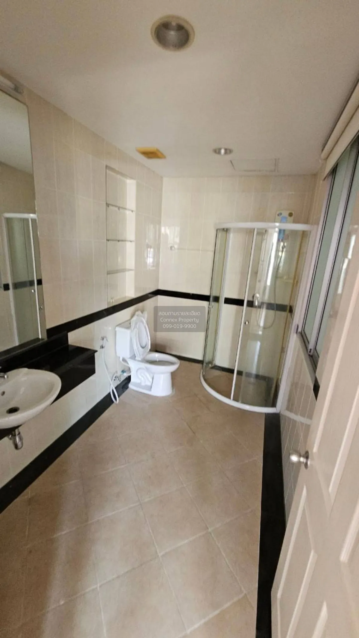 ขายทาวน์เฮ้าส์/ทาวน์โฮม  บ้านกลางเมือง บริติช ทาวน์ ศรีนครินทร์ M