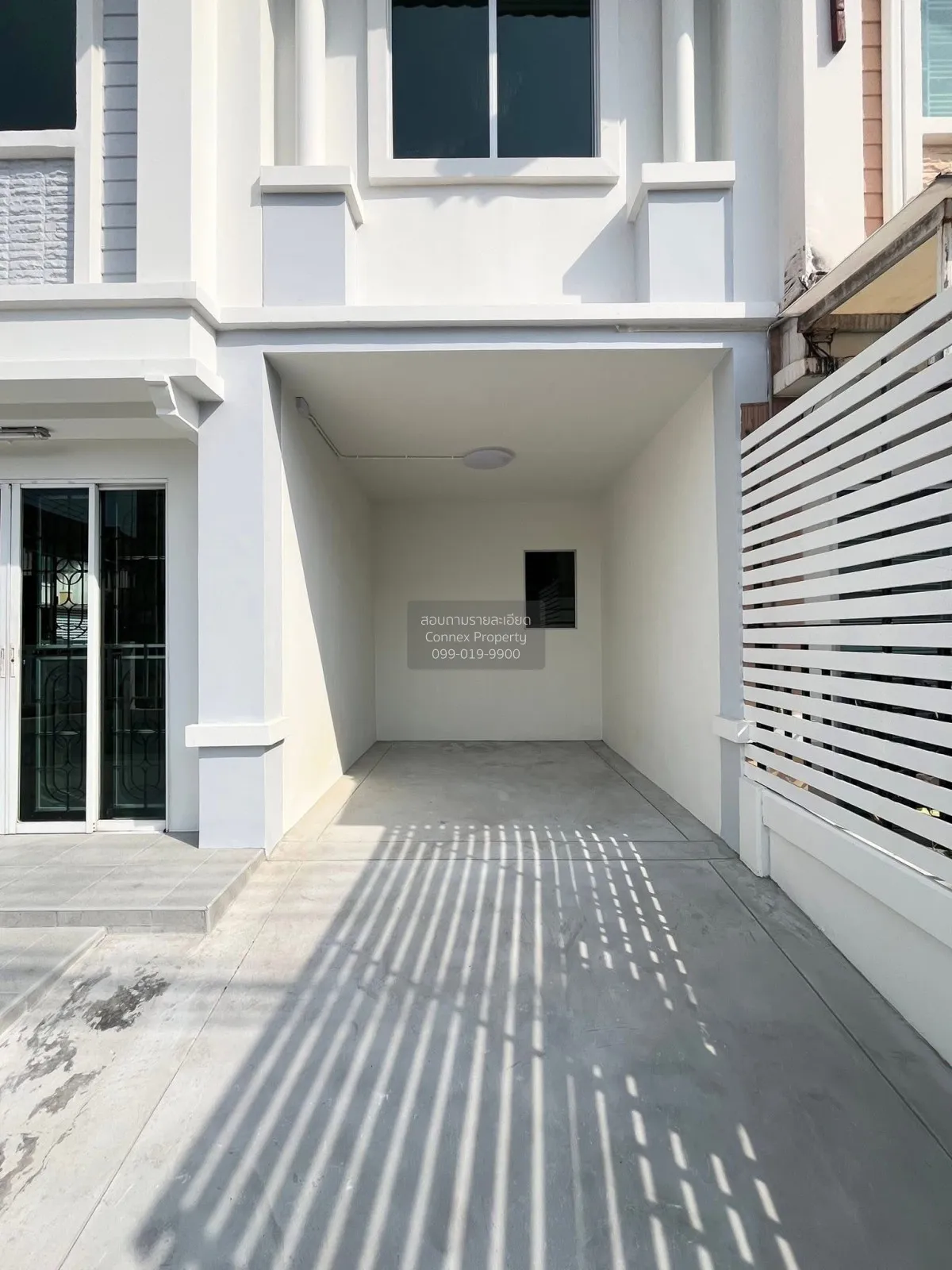 For Sale Pruksa Ville 17 Phuttha Bucha 36 , corner unit , Bang Mo 2