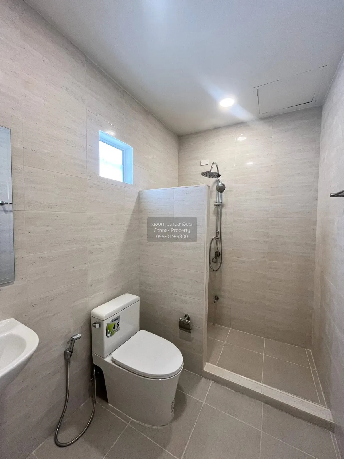 For Sale Pruksa Ville 17 Phuttha Bucha 36 , corner unit , Bang Mo