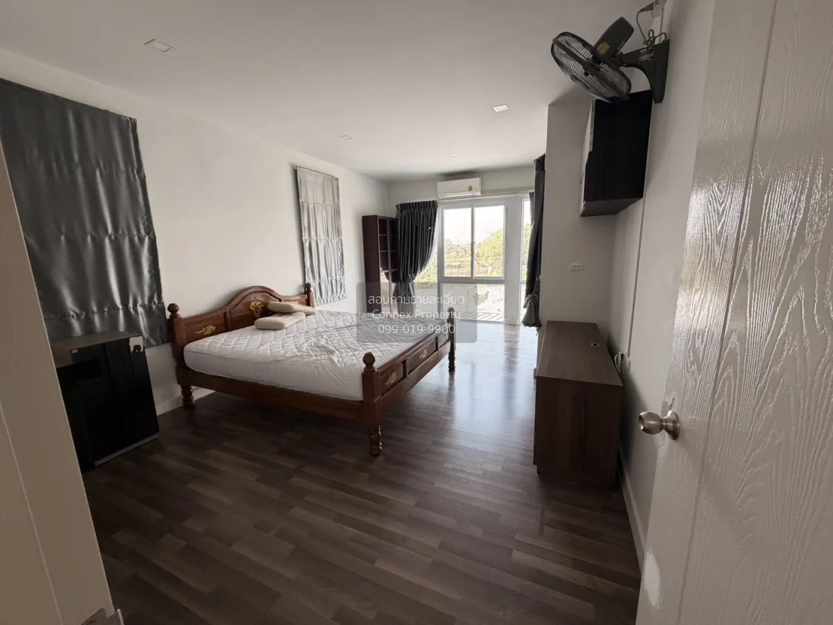 เช่าทาวน์เฮ้าส์/ทาวน์โฮม  เบล็ส ทาวน์ ศรีนครินทร์-หนามแดง บางพลี 