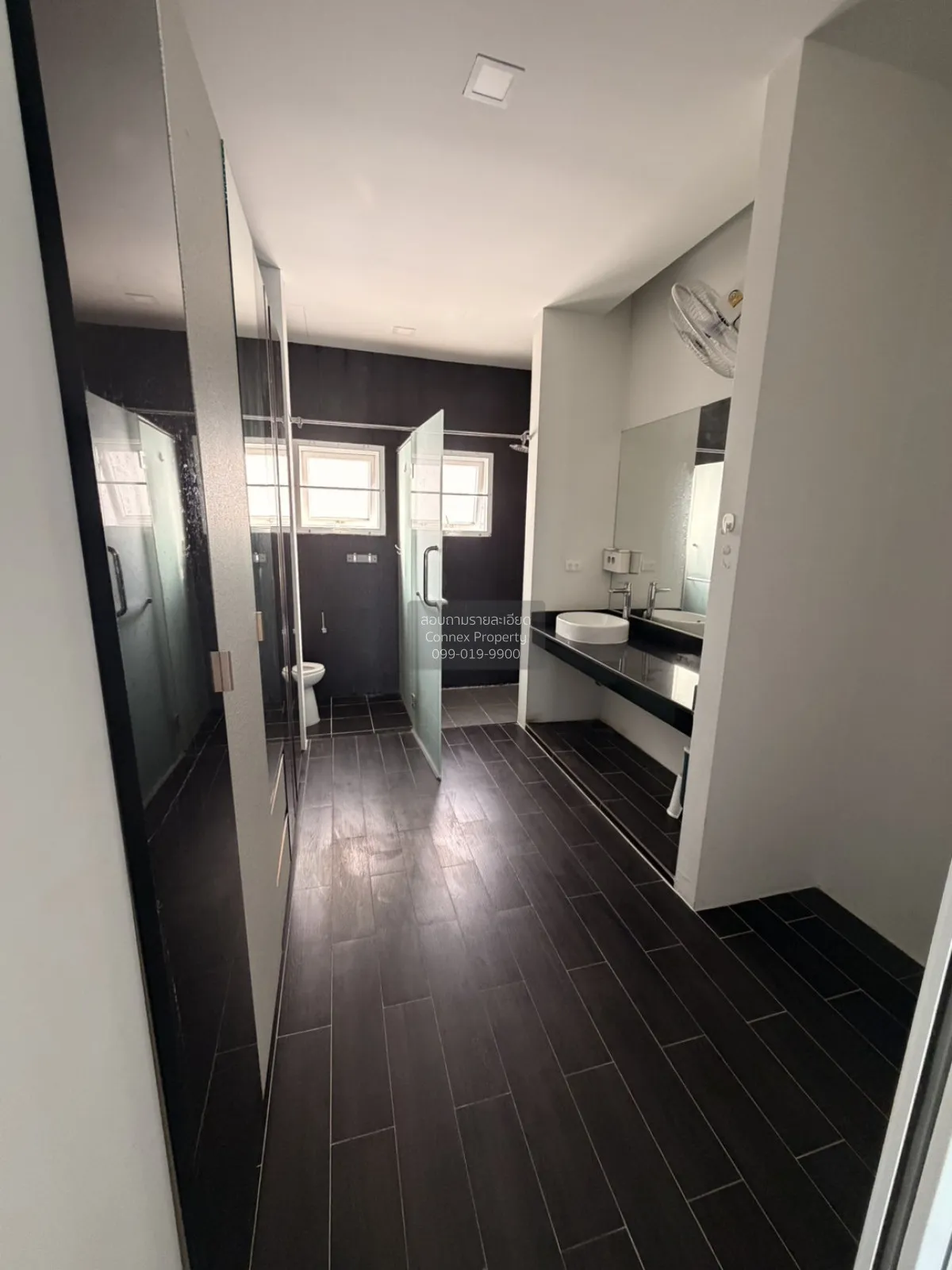 เช่าทาวน์เฮ้าส์/ทาวน์โฮม  เบล็ส ทาวน์ ศรีนครินทร์-หนามแดง บางพลี 