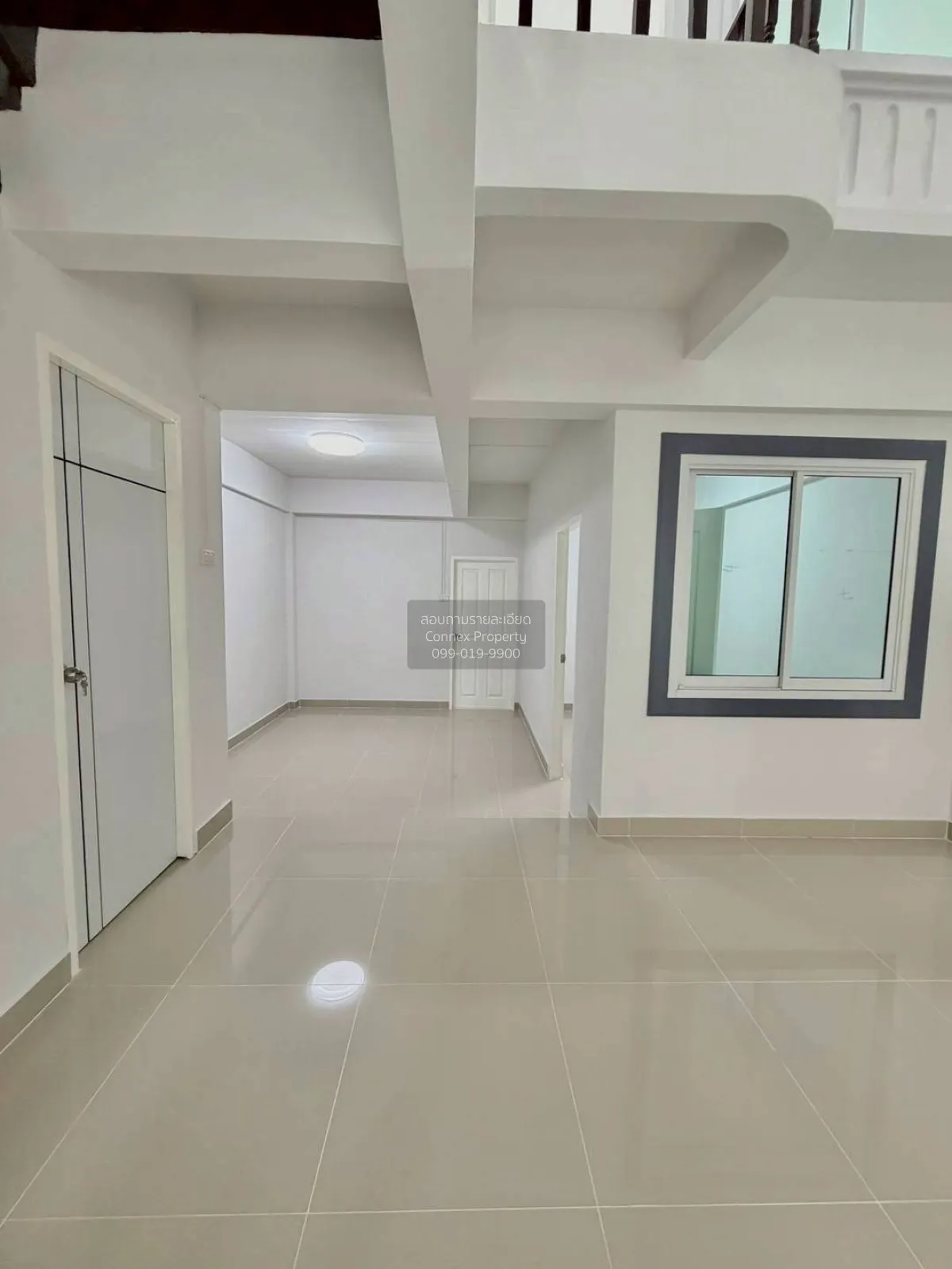 ขายทาวน์เฮ้าส์/ทาวน์โฮม  บัวทองธานี หน้ากว้าง รีโนเวทใหม่ บางบัวท