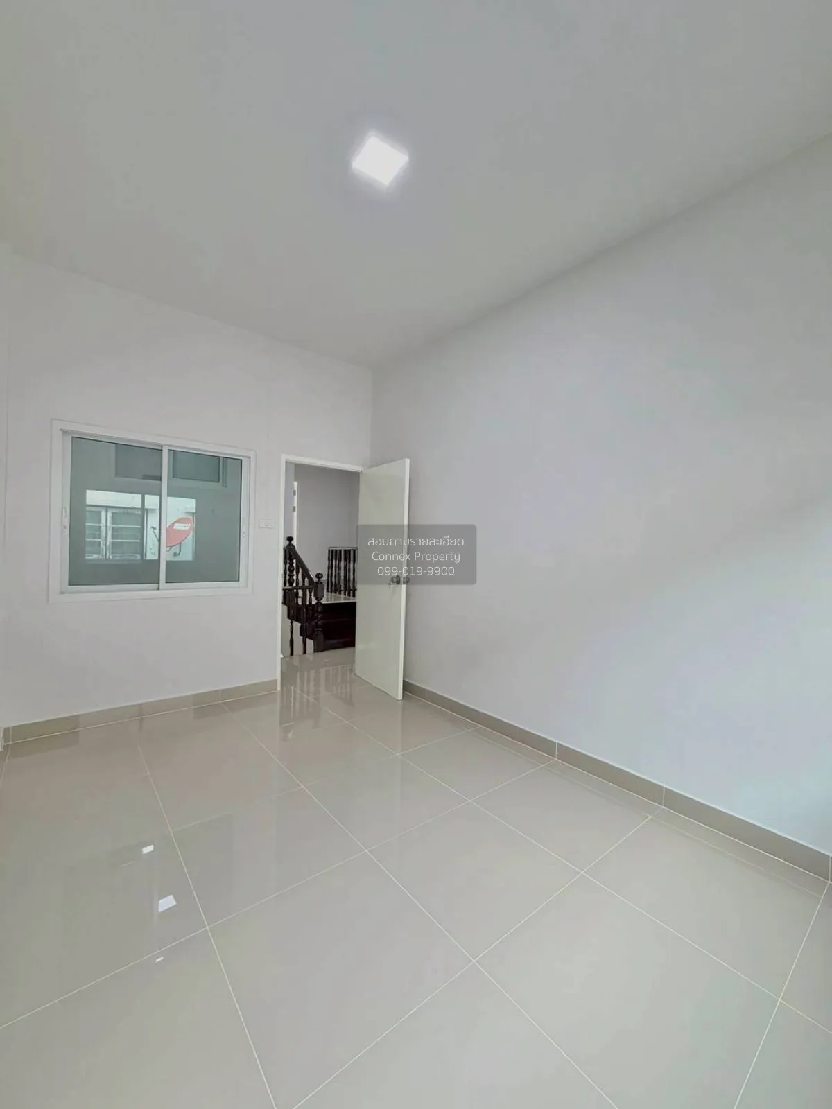 ขายทาวน์เฮ้าส์/ทาวน์โฮม  บัวทองธานี หน้ากว้าง รีโนเวทใหม่ บางบัวท