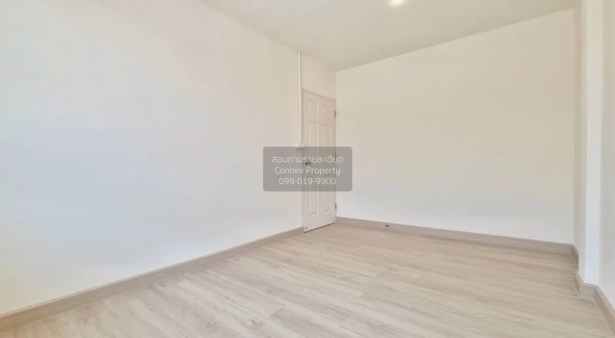 For Sale Townhouse/Townhome  , Baan Somchai Pattana , newly renov