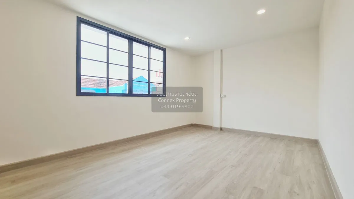 For Sale Townhouse/Townhome  , Baan Somchai Pattana , newly renov