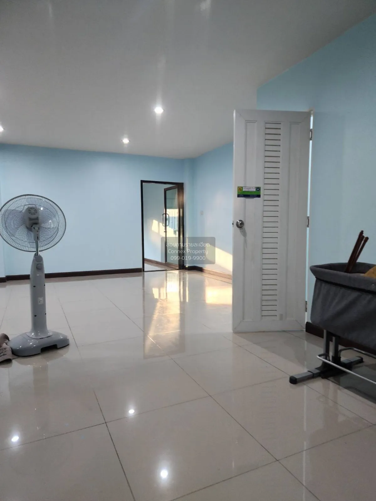 ขายทาวน์เฮ้าส์/ทาวน์โฮม  อู่ทองเพลส 2 ห้องมุม คูคต ลำลูกกา ปทุมธา