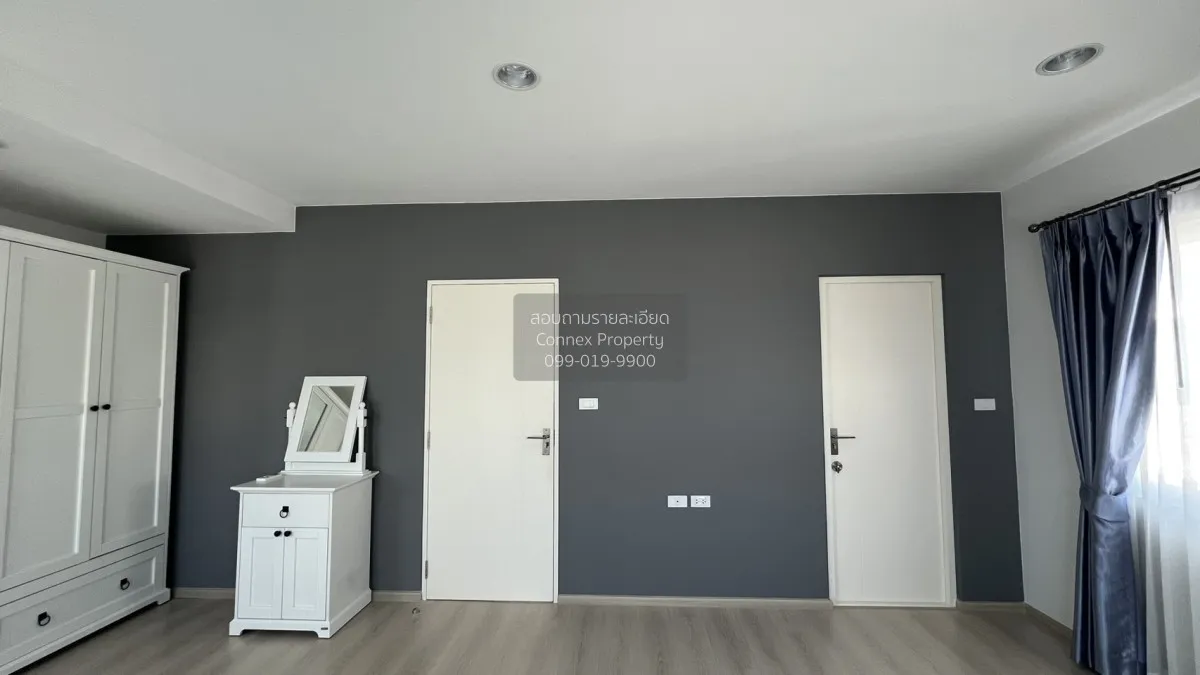 For Sale House , Villaggio Prachauthit 90 , wide frontage , Ban K