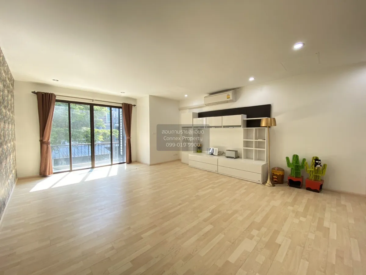 เช่าทาวน์เฮ้าส์/ทาวน์โฮม  อารียา แมนดารีนา สุขุมวิท 77 ชั้นสูง รี