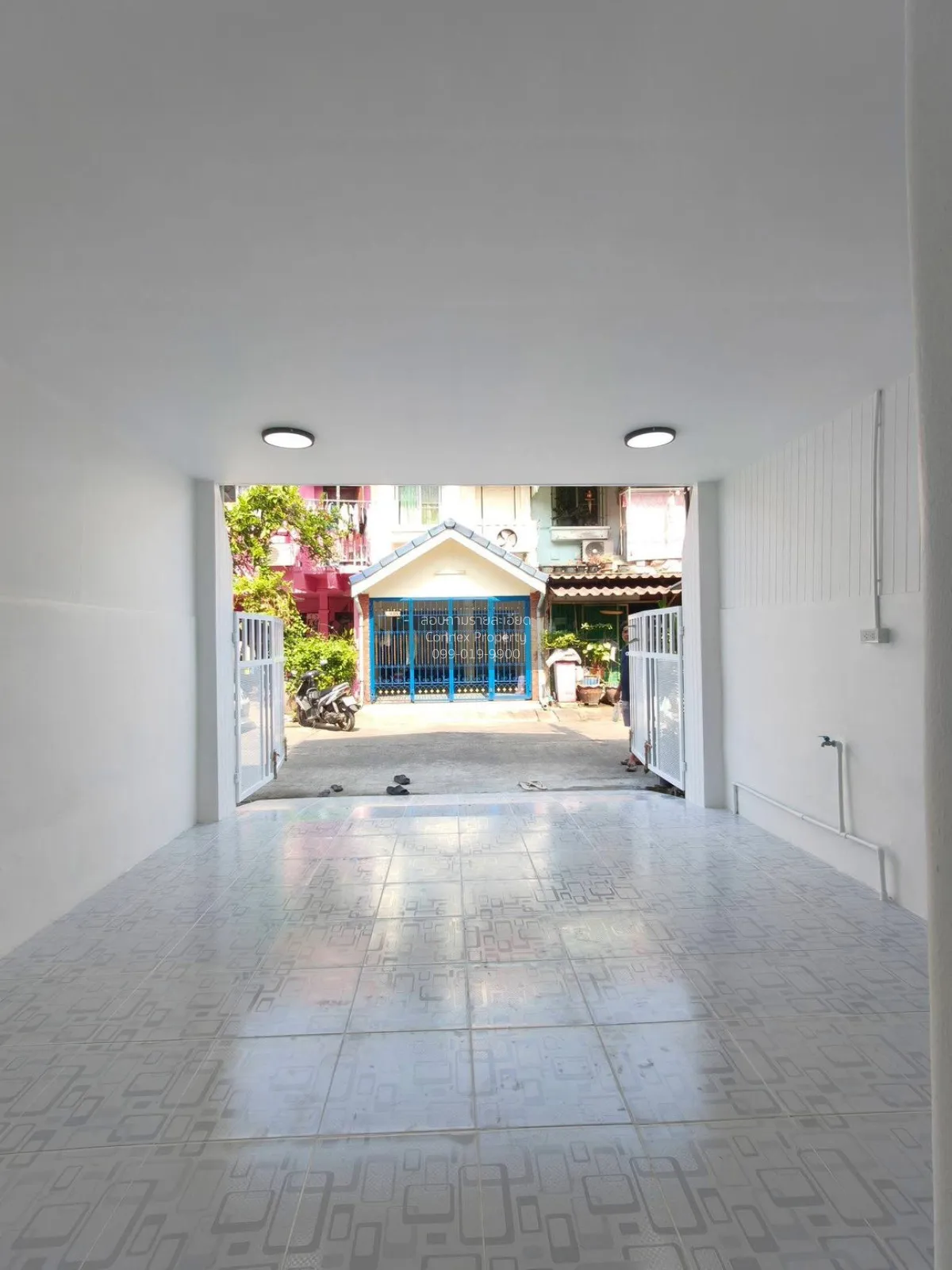 ขายทาวน์เฮ้าส์/ทาวน์โฮม  บ้านนครทอง ปาร์ควิว 3 รีโนเวทใหม่ บางบัว 3