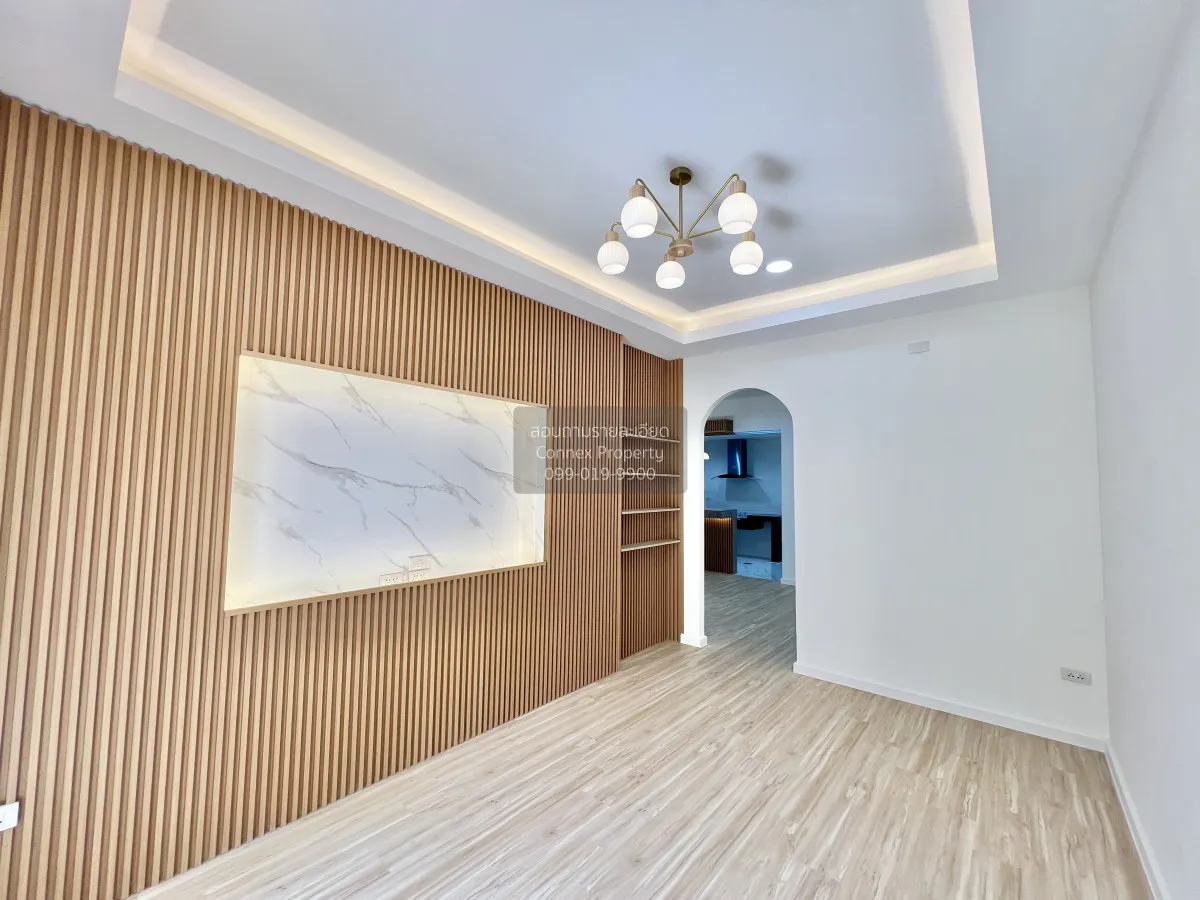 For Sale Townhome ,Soi Nuanchan 56 Yaek 7 , newly renovated , Nua