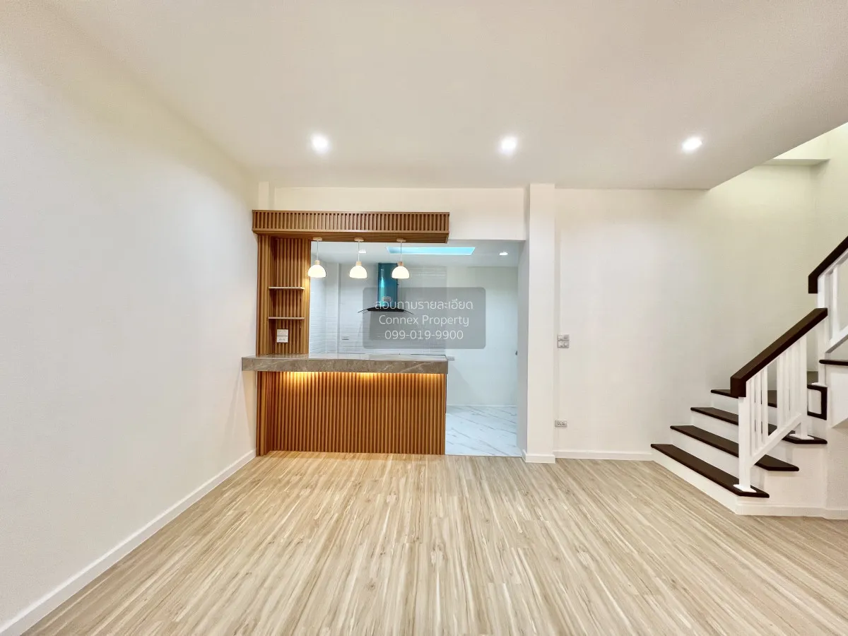 For Sale Townhome ,Soi Nuanchan 56 Yaek 7 , newly renovated , Nua