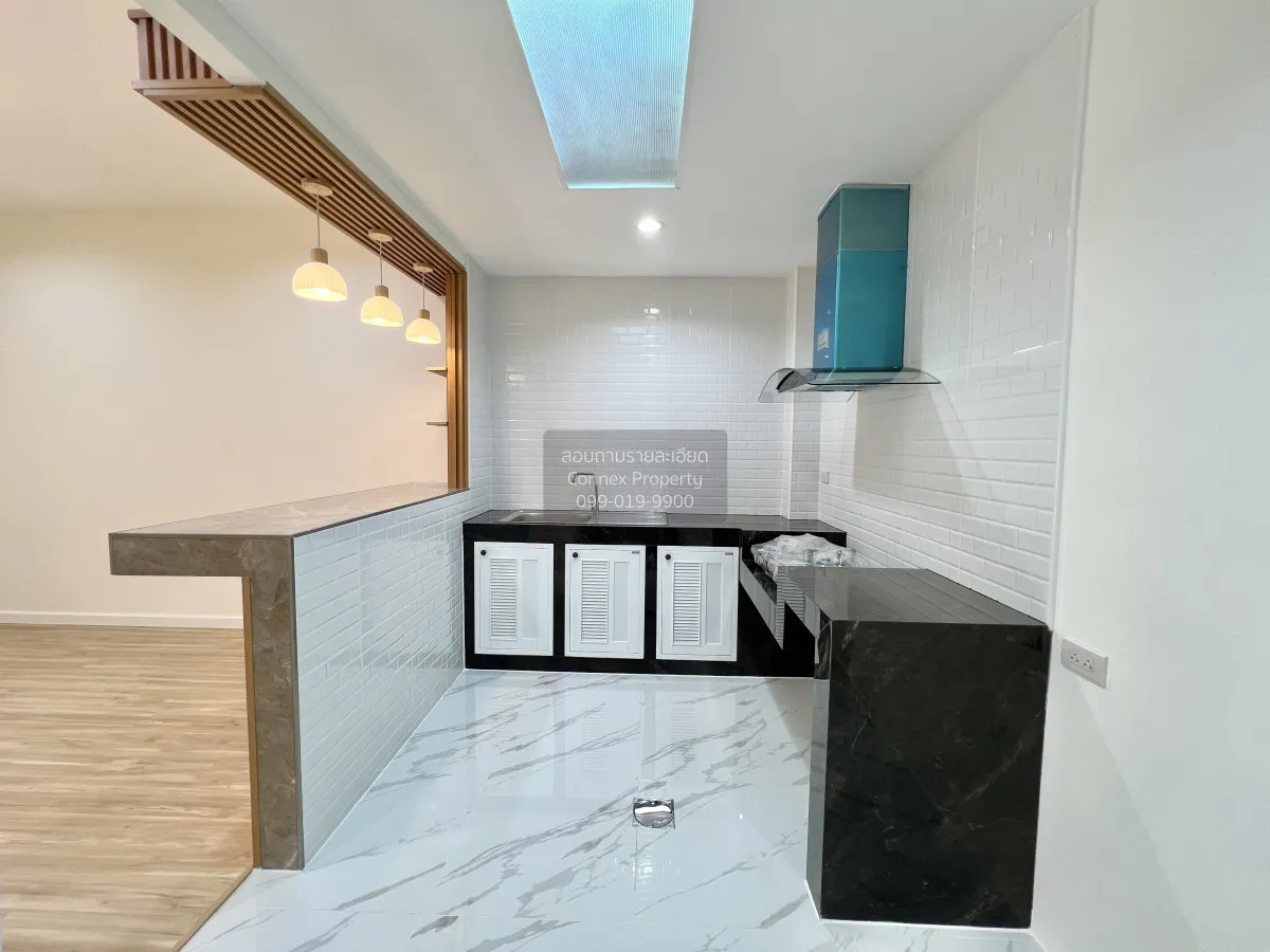 For Sale Townhome ,Soi Nuanchan 56 Yaek 7 , newly renovated , Nua