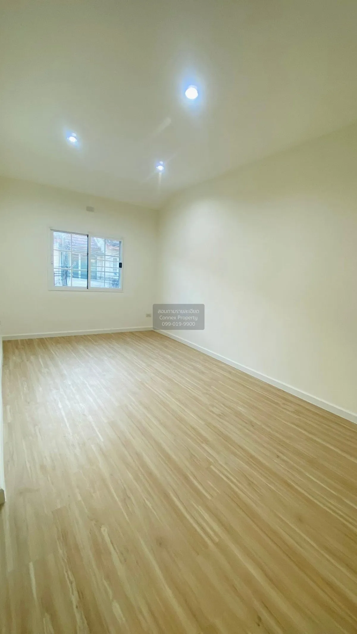 For Sale Townhome ,Soi Nuanchan 56 Yaek 7 , newly renovated , Nua