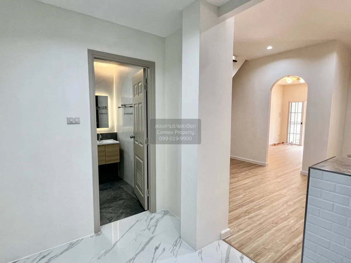 For Sale Townhome ,Soi Nuanchan 56 Yaek 7 , newly renovated , Nua