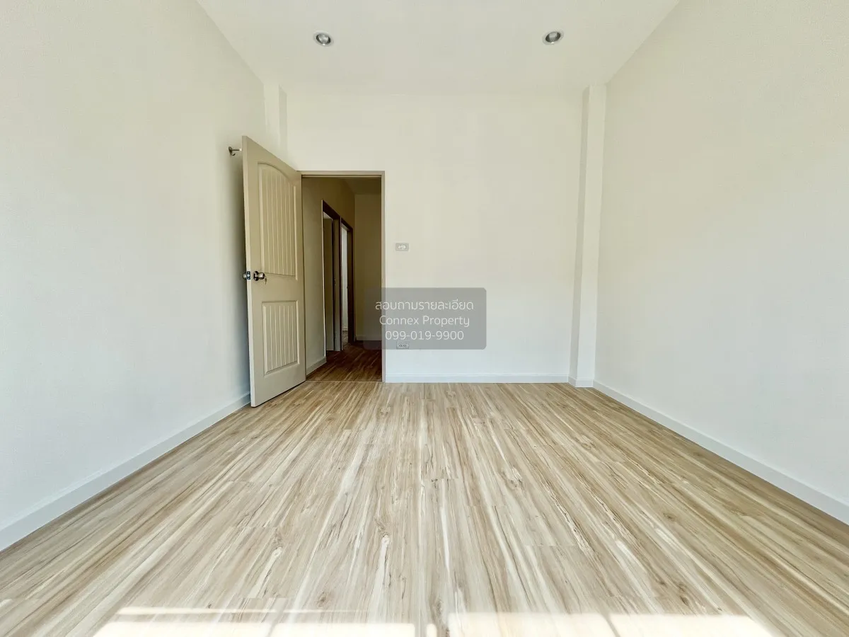 For Sale Townhome ,Soi Nuanchan 56 Yaek 7 , newly renovated , Nua