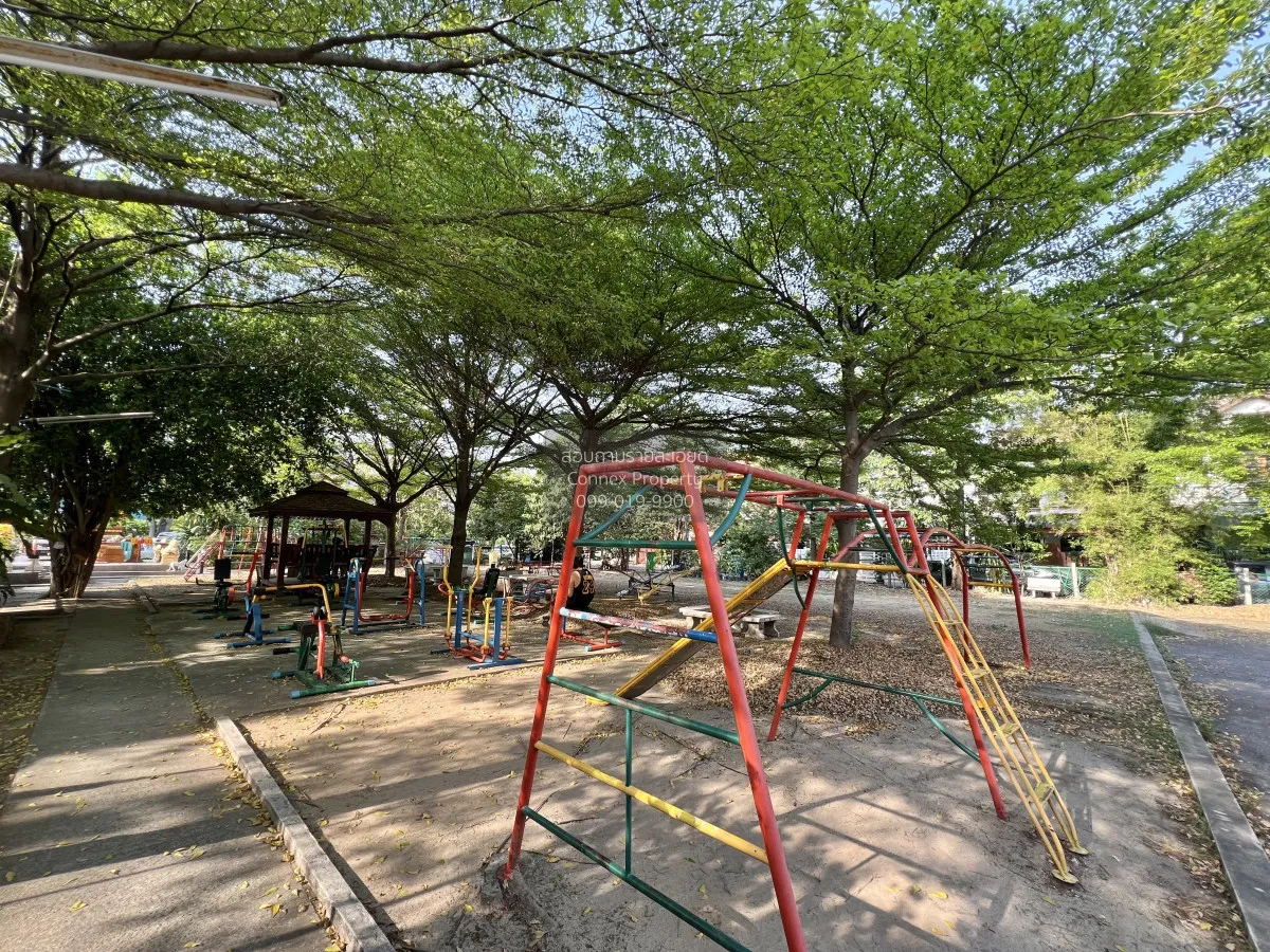 For Sale Townhome ,Soi Nuanchan 56 Yaek 7 , newly renovated , Nua