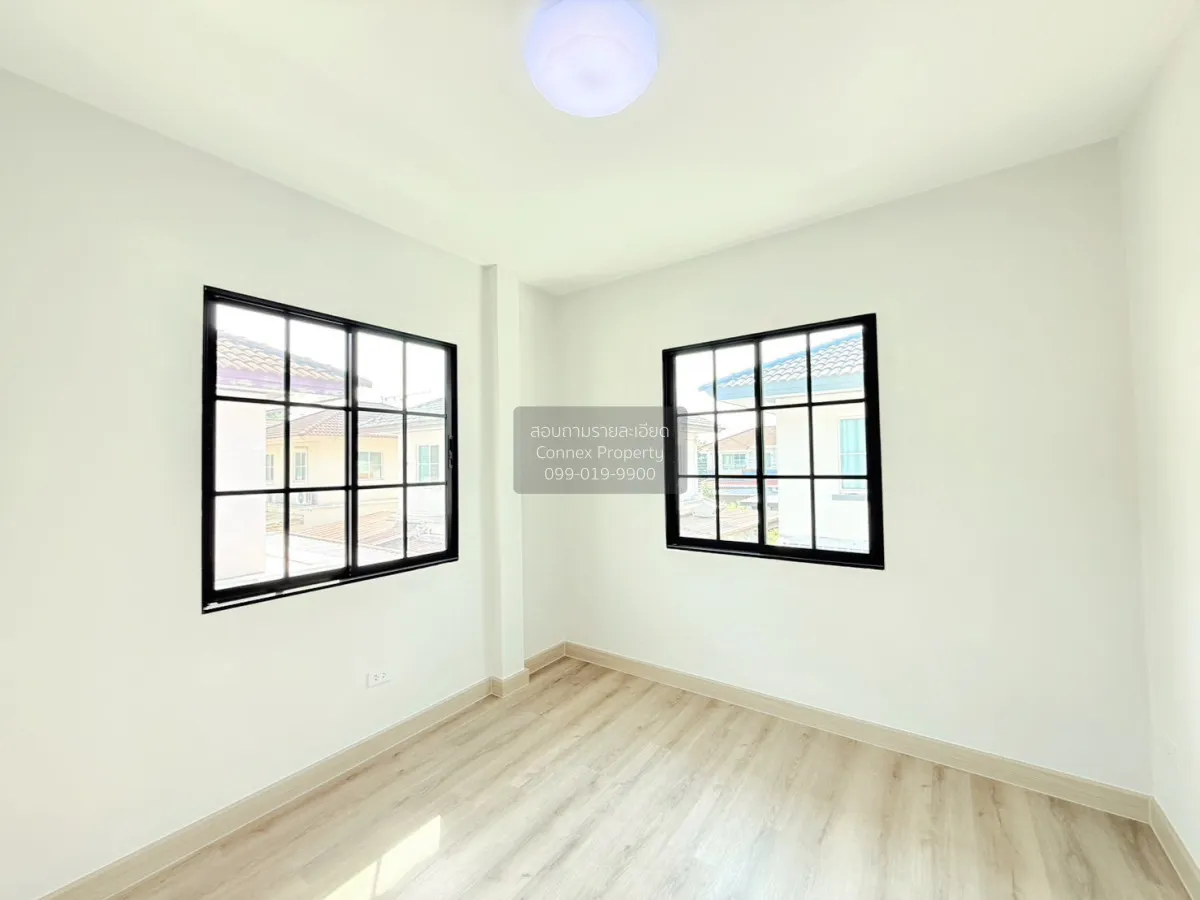 For Sale House , Chaiyapruek 2 Suwinthawong Khumklao , wide front