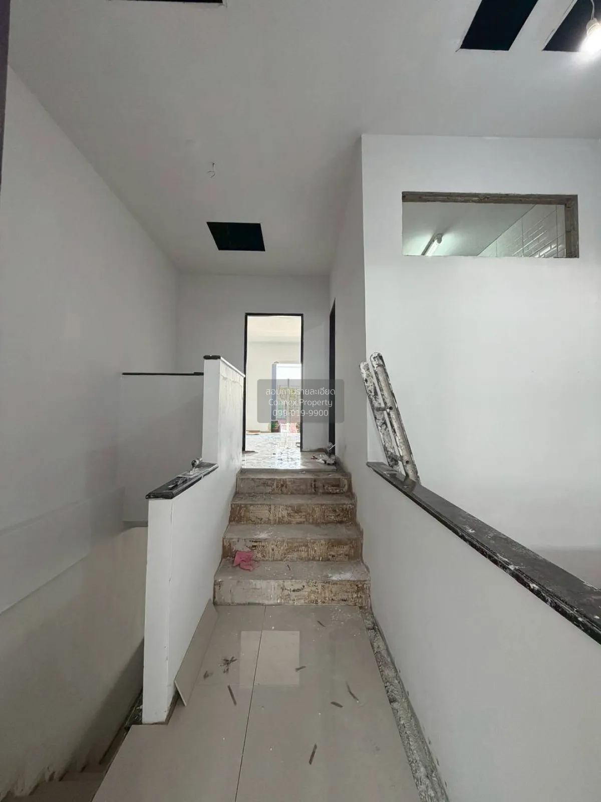 ขายทาวน์เฮ้าส์/ทาวน์โฮม  บ้านลภาวัน 11 บางบัวทอง บางบัวทอง นนทบุร