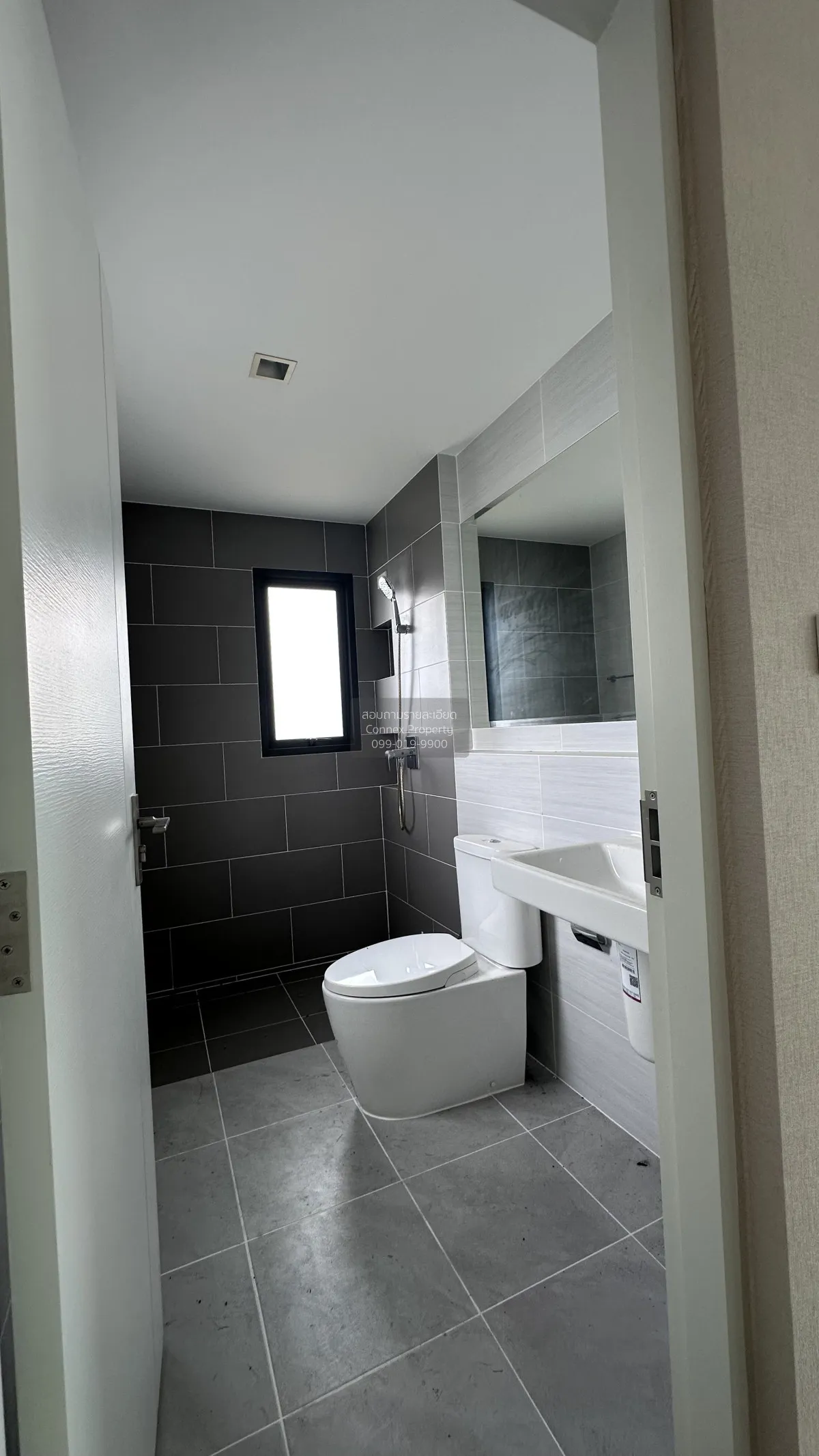 For Sale House , VENUE Flow Rangsit , corner unit , BTS-Khu Khot 