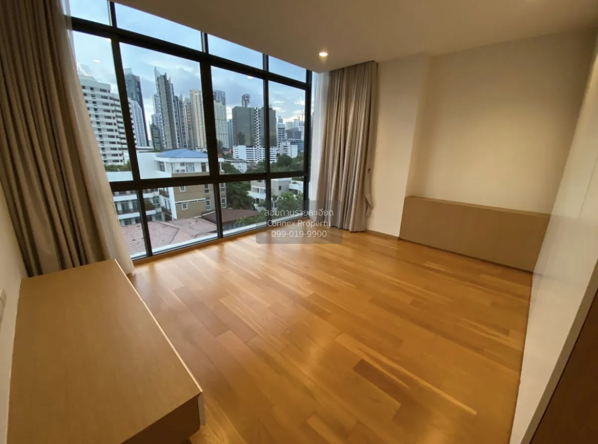 For Rent Condo , Vana Residence Sukhumvit 26 , Penthouse , corner 2