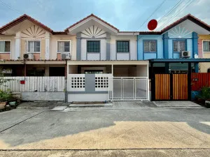 ขายทาวน์เฮ้าส์/ทาวน์โฮม  บ้านพฤกษา 38/1 บางกรวย - ไทรน้อย หน้ากว้าง รีโนเวทใหม่ ไทรน้อย ไทรน้อย นนทบุรี CX-147191