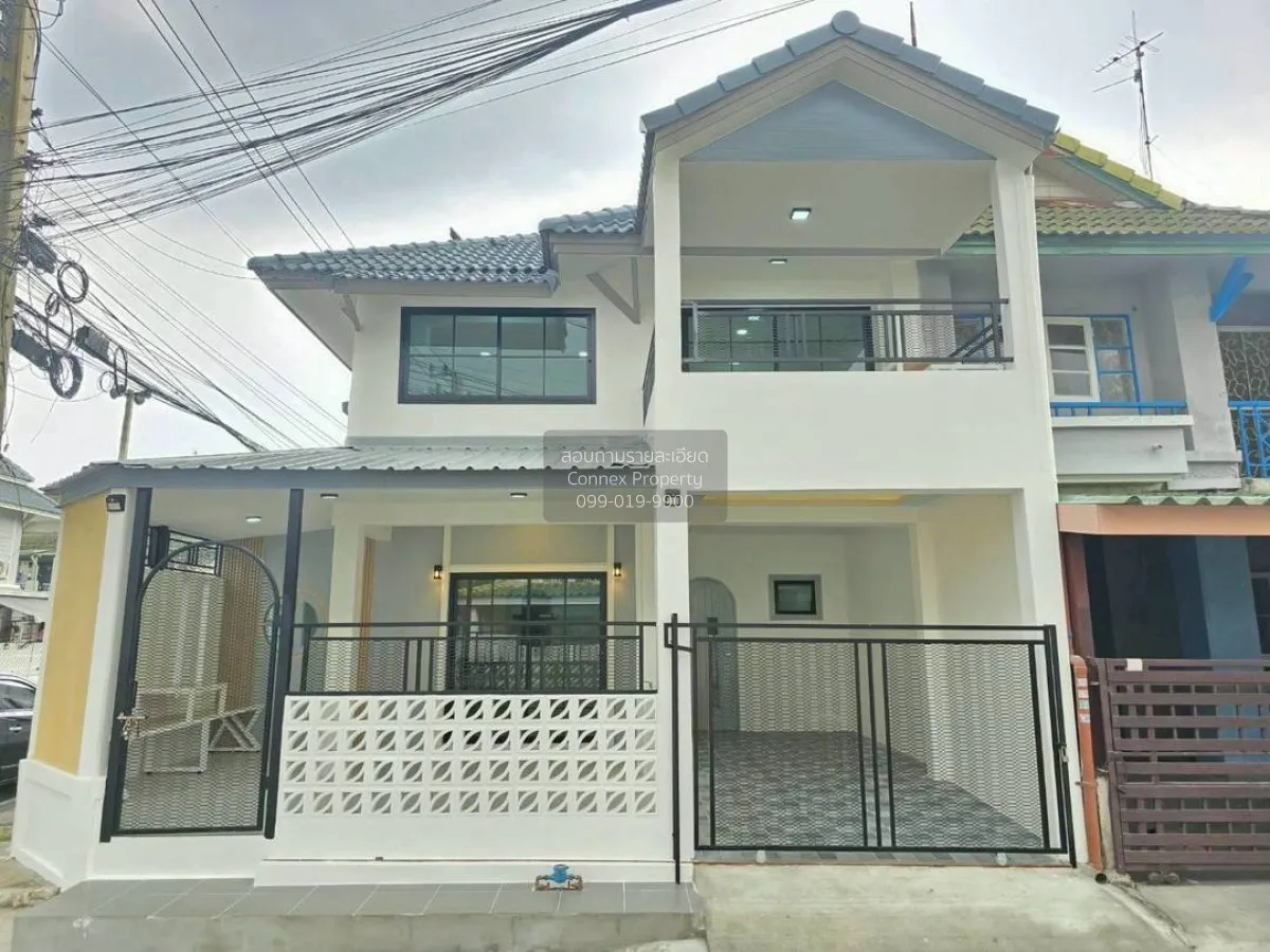 For Sale House , Baan Pruksa 14 B Bangbuathong , corner unit , ne 1