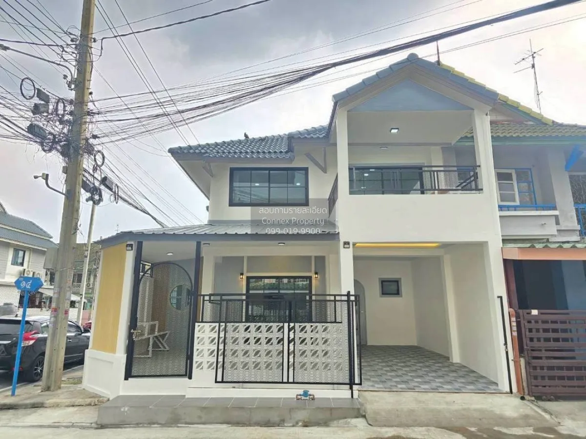 For Sale House , Baan Pruksa 14 B Bangbuathong , corner unit , ne 4