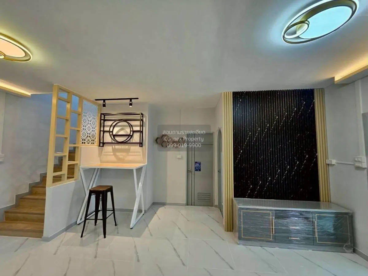 For Sale House , Baan Pruksa 14 B Bangbuathong , corner unit , ne