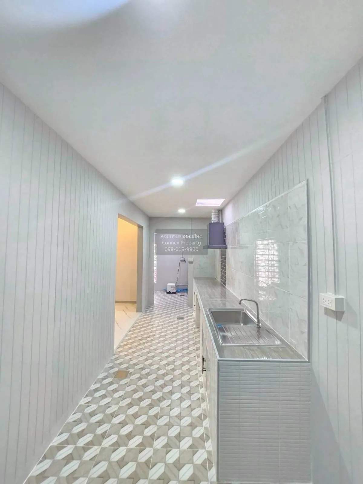 For Sale House , Baan Pruksa 14 B Bangbuathong , corner unit , ne