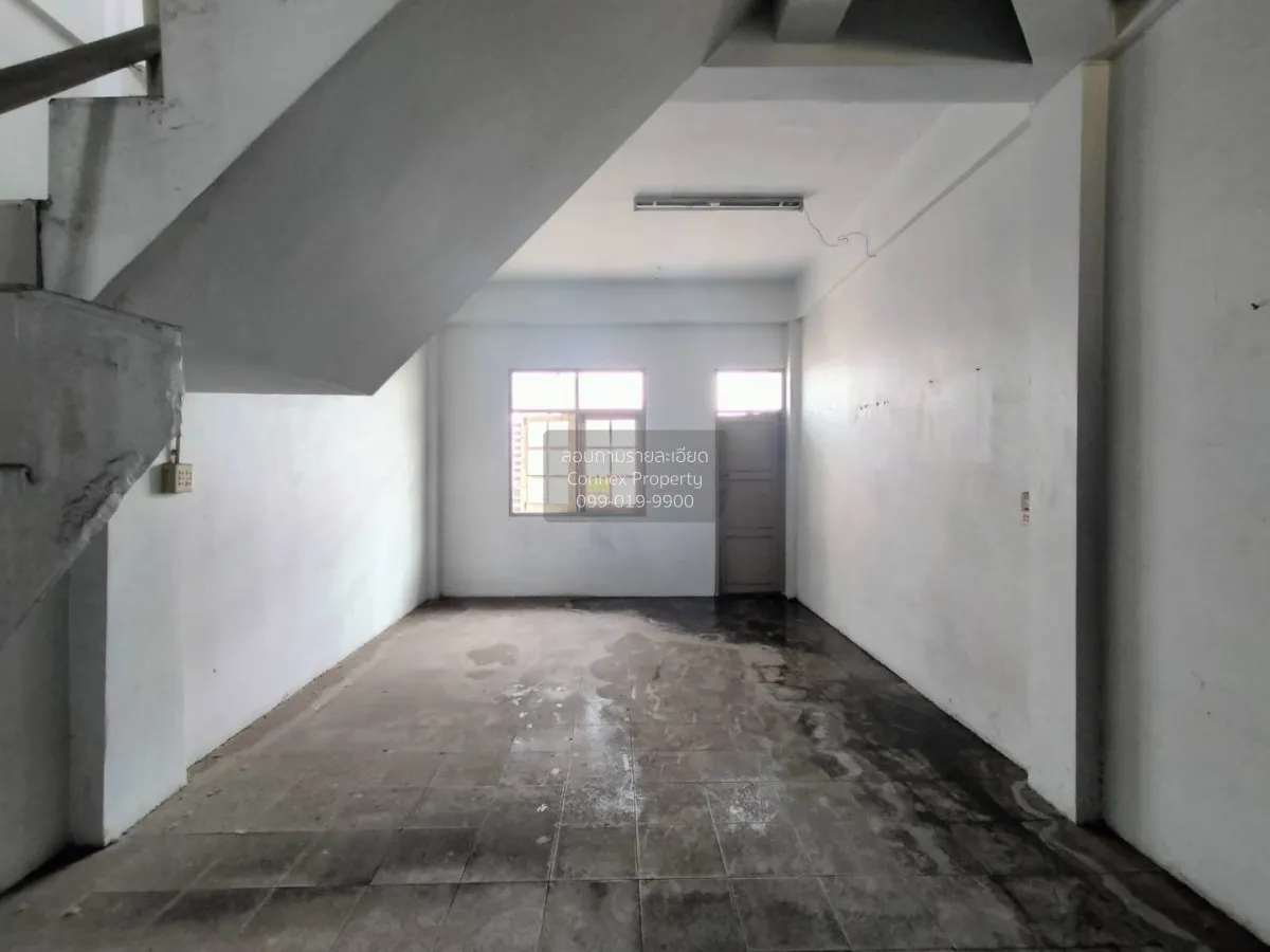 อาคารพาณิชย์ 3 ชั้นครึ่งติดถนน กิจมณี สมุทรสาคร CX-147272