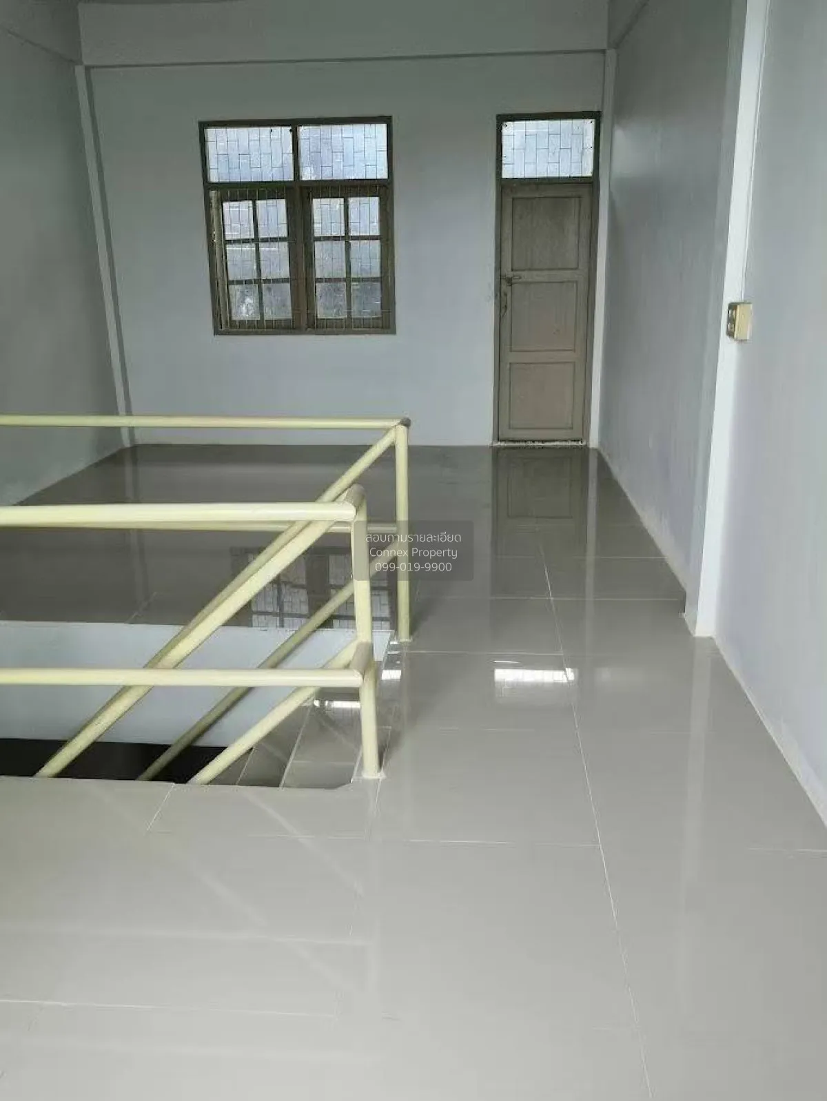 อาคารพาณิชย์ 3 ชั้นครึ่งติดถนน กิจมณี สมุทรสาคร CX-147272