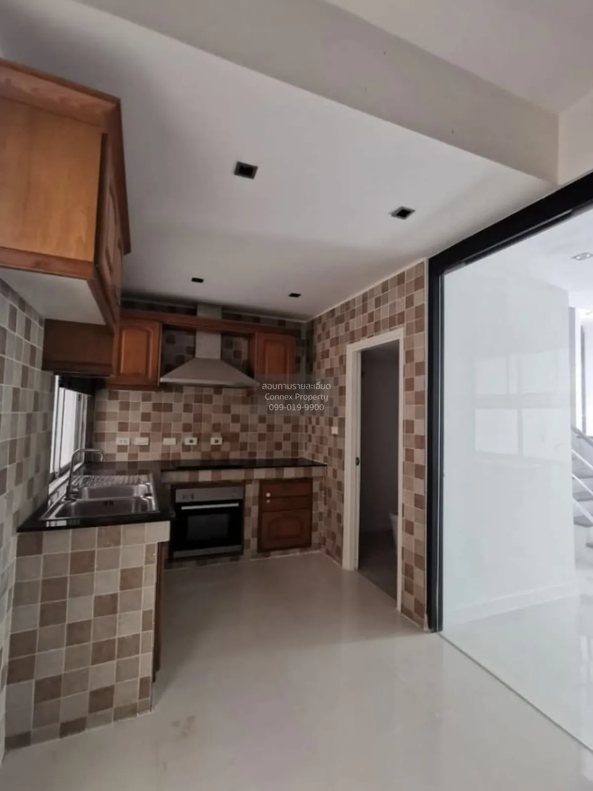 ขายทาวน์เฮ้าส์/ทาวน์โฮม  เดอะคอนเนค 9 เกษตรนวมินทร์ คลองกุ่ม เขต  4