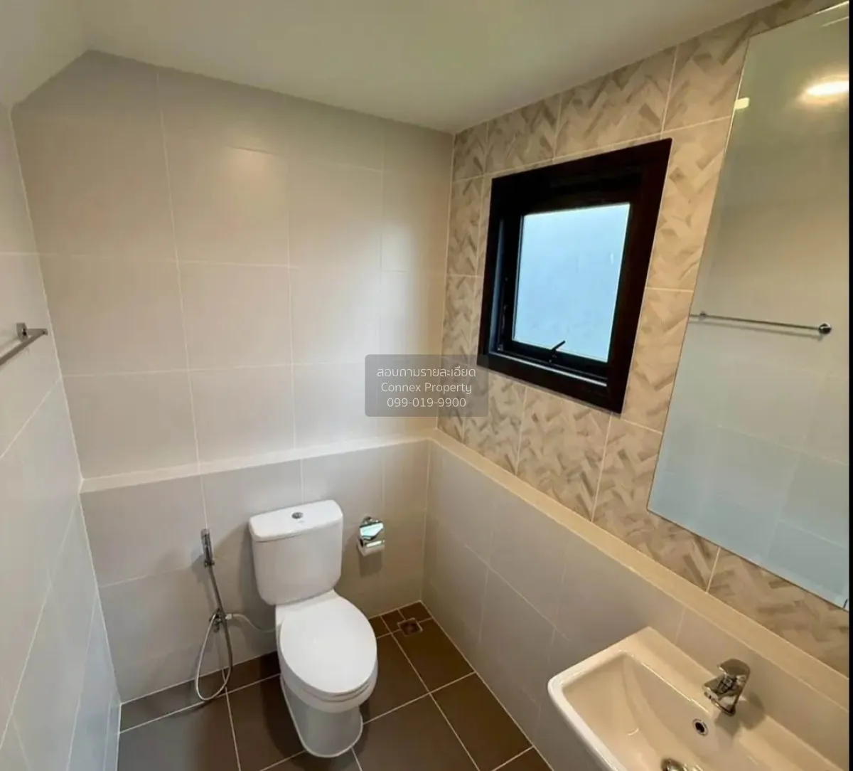 For Rent House , Centro Vibhavadi - Rangsit , wide frontage , Ban