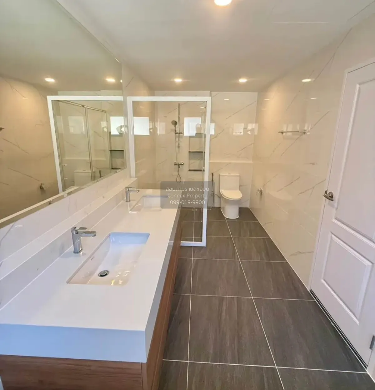 For Rent House , Centro Vibhavadi - Rangsit , wide frontage , Ban