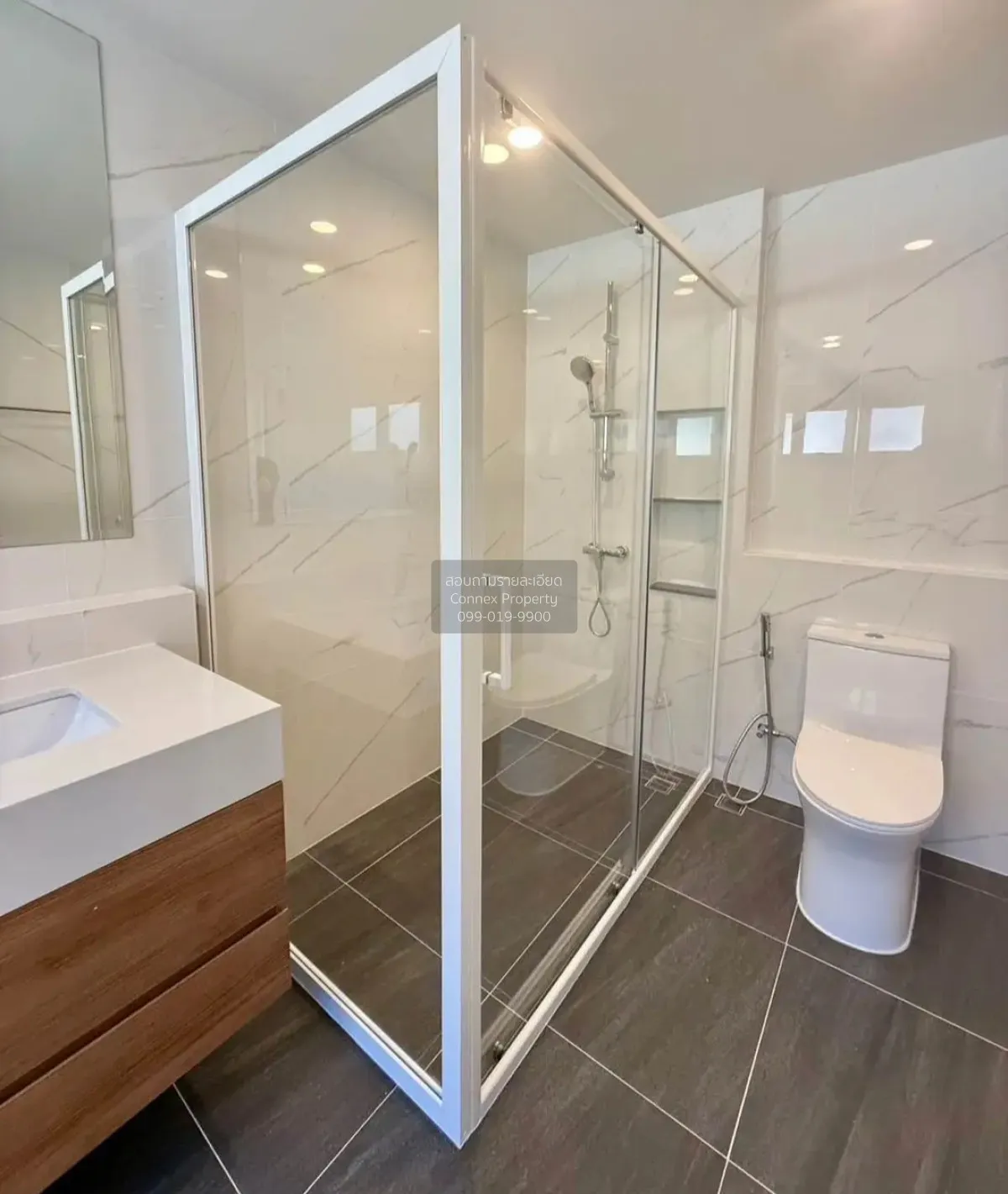 For Rent House , Centro Vibhavadi - Rangsit , wide frontage , Ban