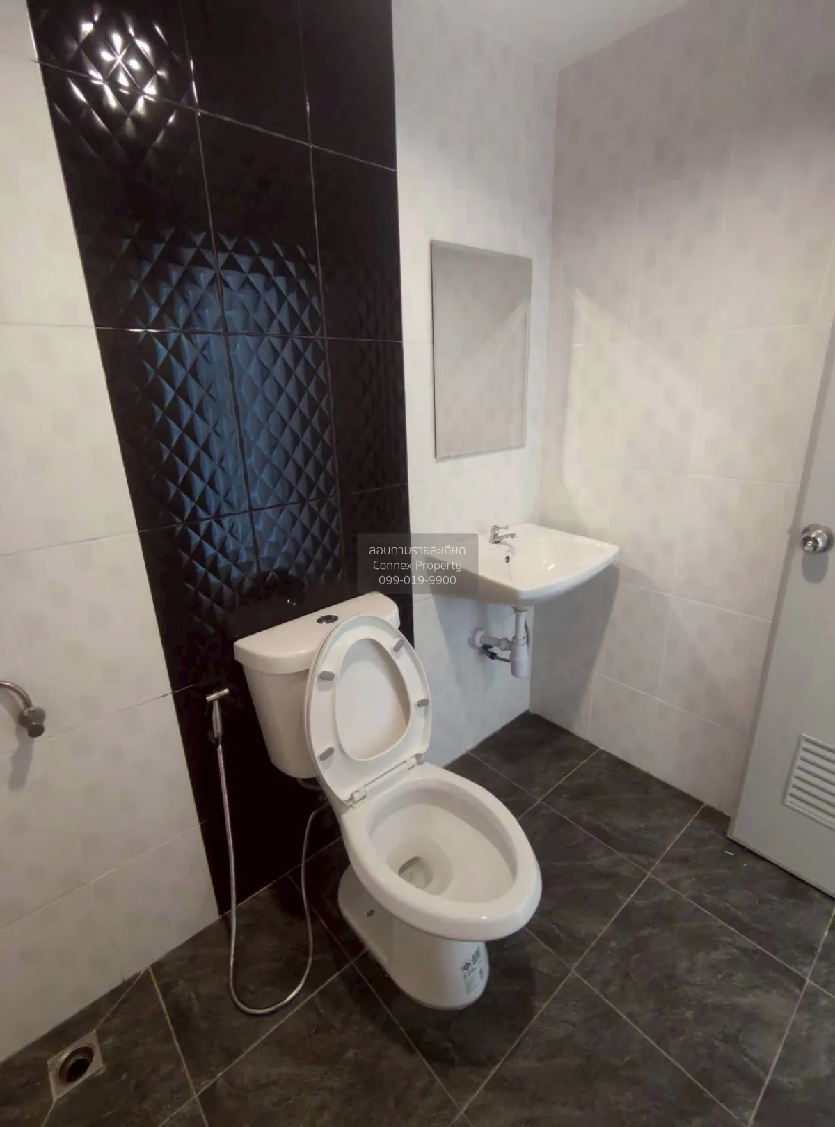 ขายทาวน์เฮ้าส์/ทาวน์โฮม  เค.ซี. รามอินทรา 3 สามวาตะวันตก คลองสามว