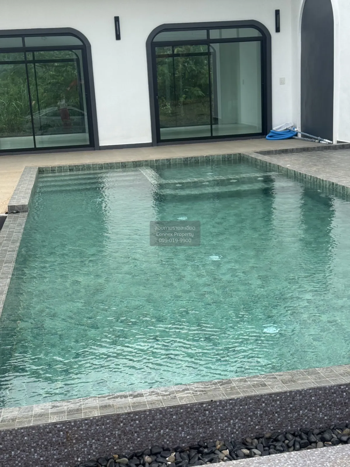 ขายพลูวิลล่าเขาใหญ่  Pool Villa modern english cottage  หมูสี ปาก