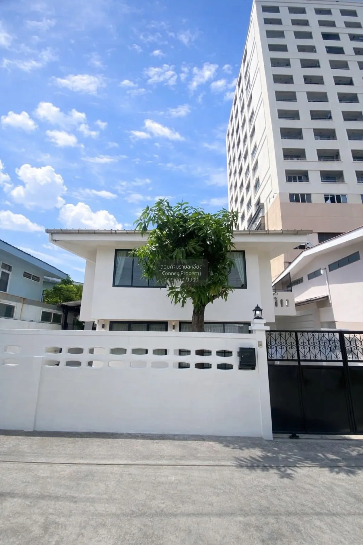 For Rent Detacted hose for rent, Ratchada close to MRT , Huai Khw 1
